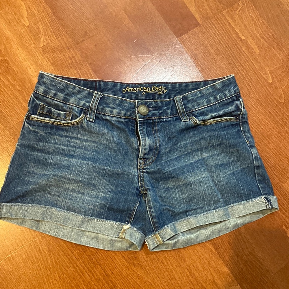 Vintage AE shorts size 2